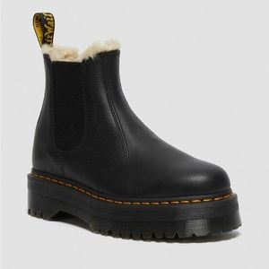 Dr. Martens 2976 Faux Fur Lined Platform Chelsea Boots size 9